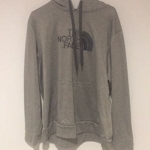 North face pullover